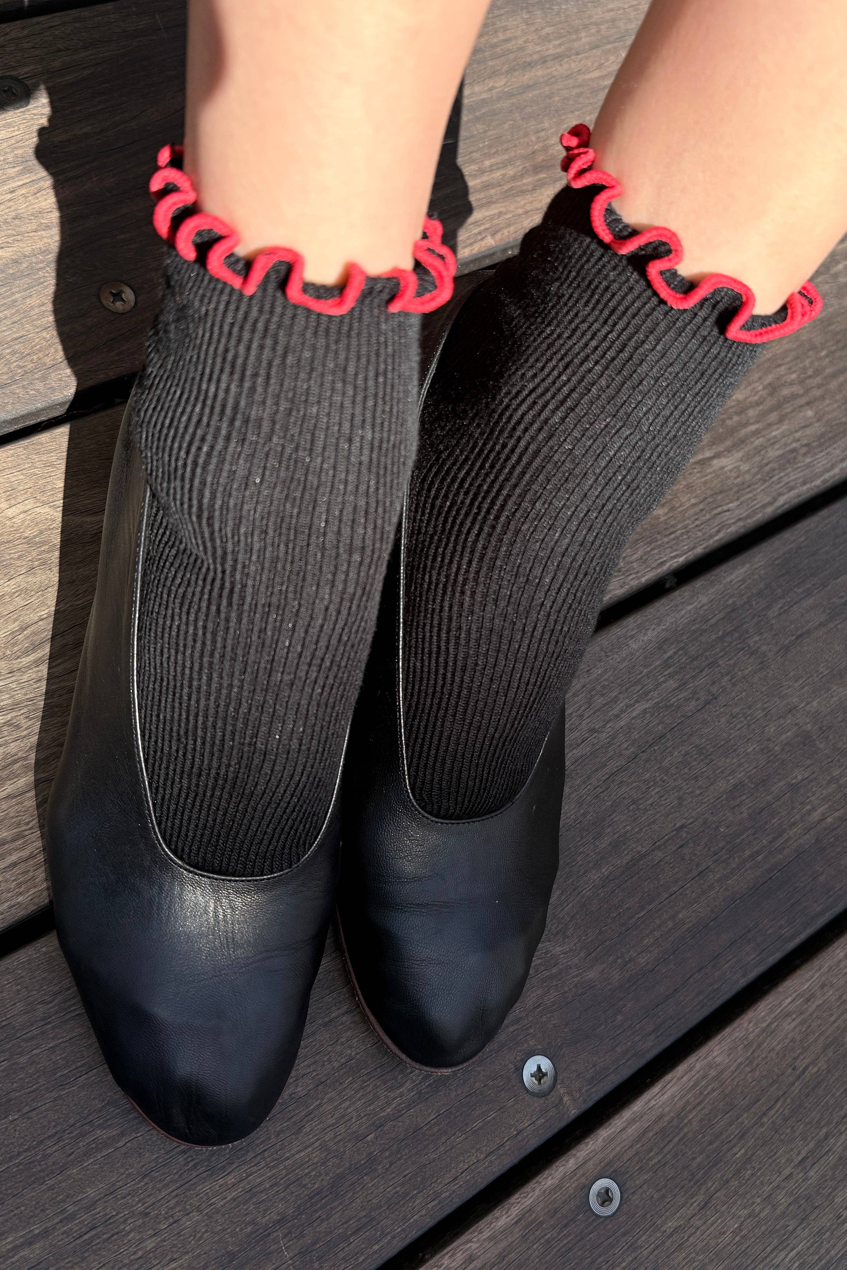 The Petite Ruffled Modal Socks