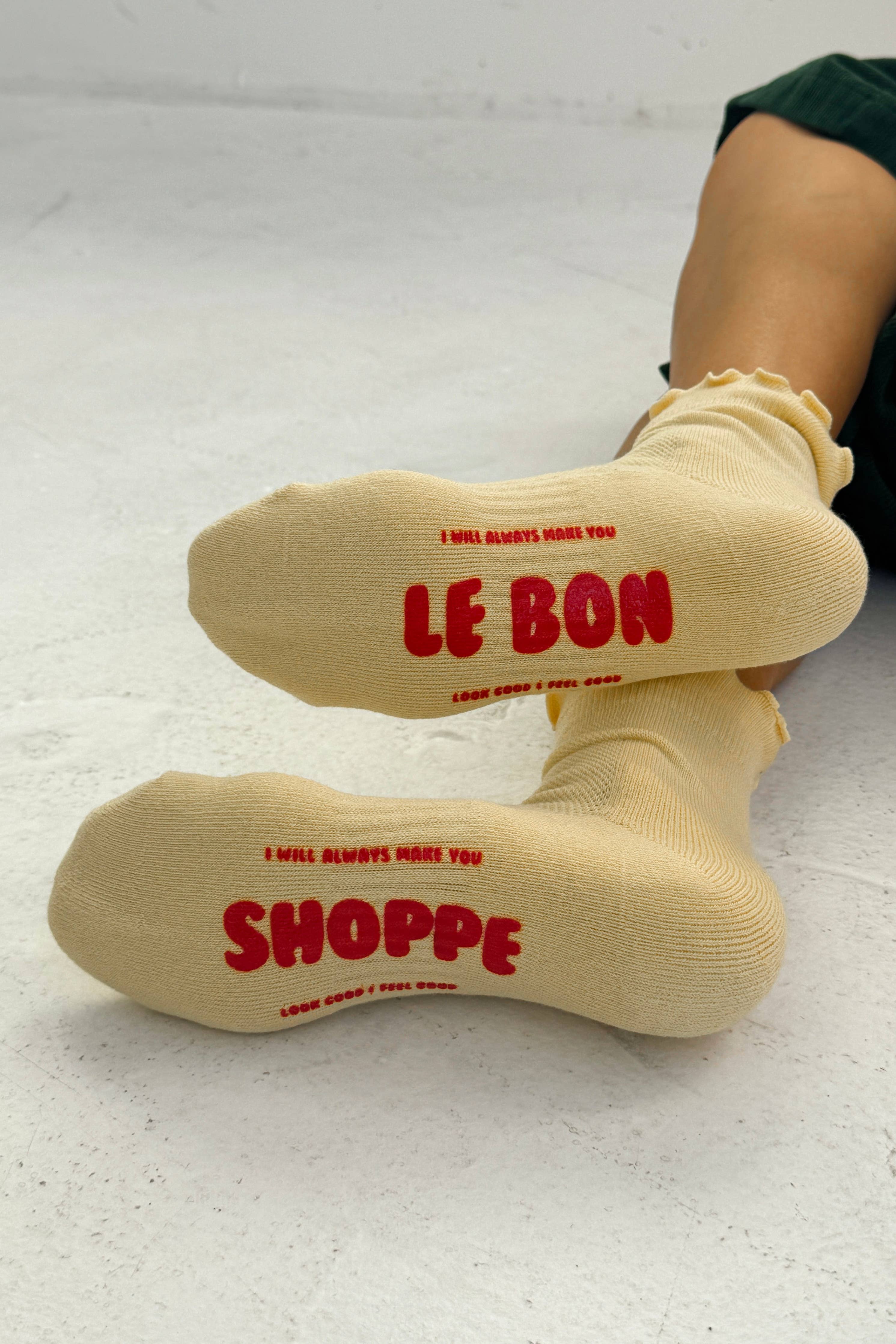 Ruffled Hugger Crew Socks