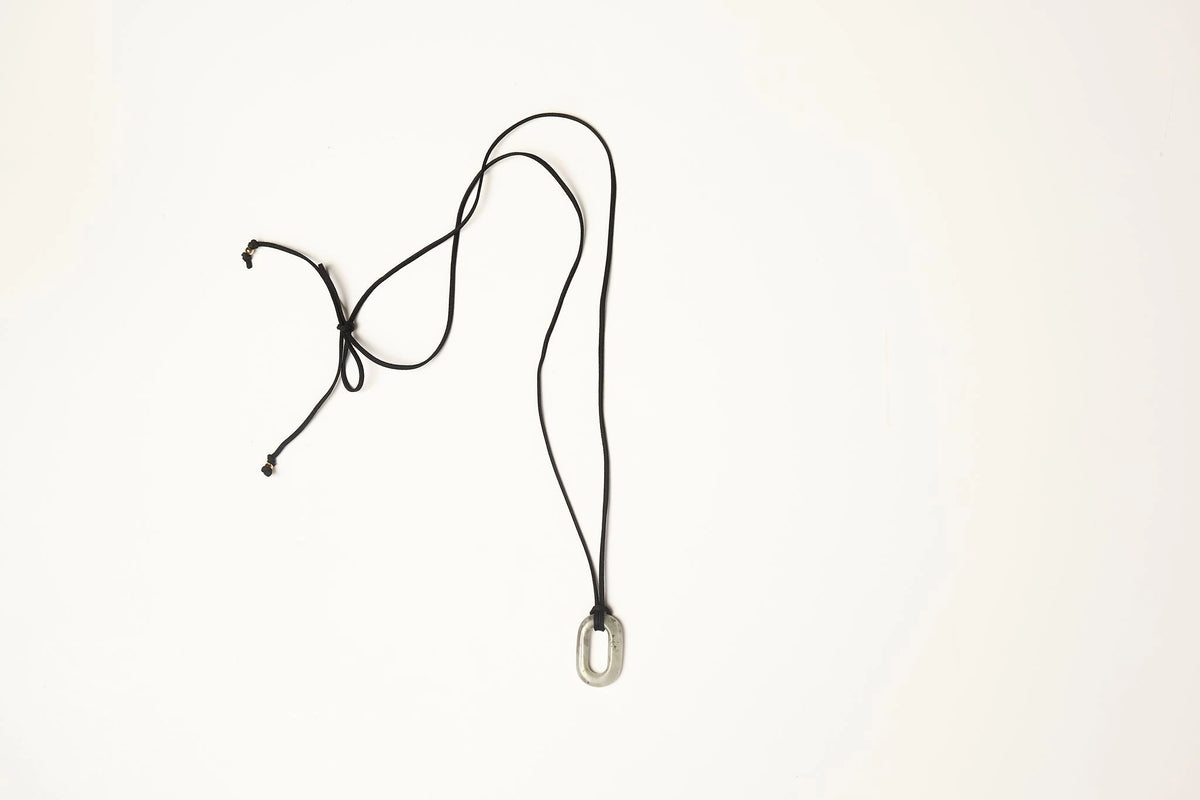 Lennon Velvet Wrap Necklace-black+labradorite